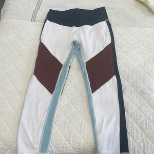 L’URV size small leggings